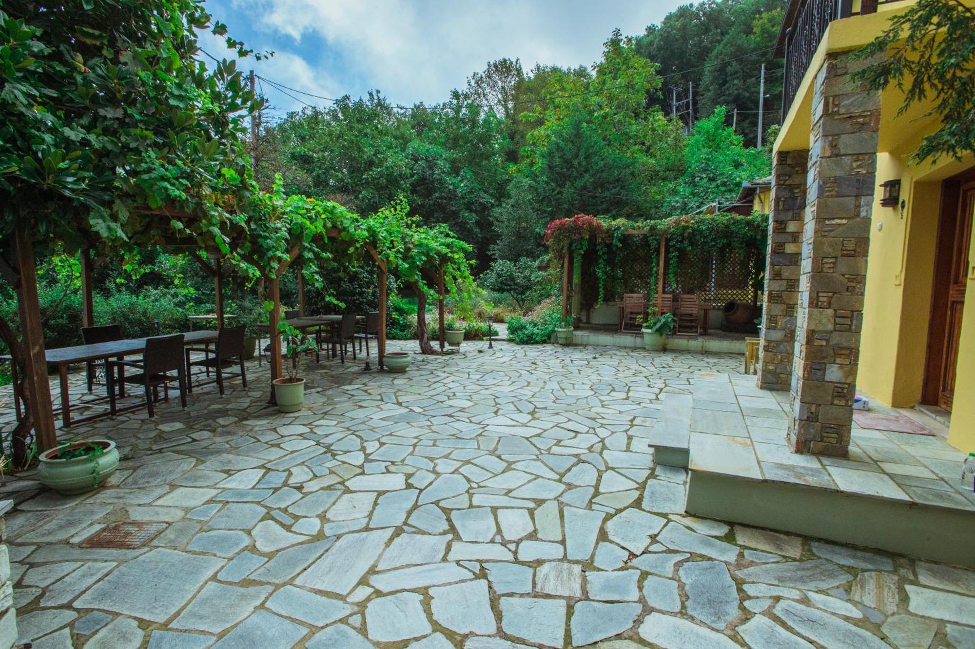 Ellis Full Guest House Tsagkarada Exterior foto